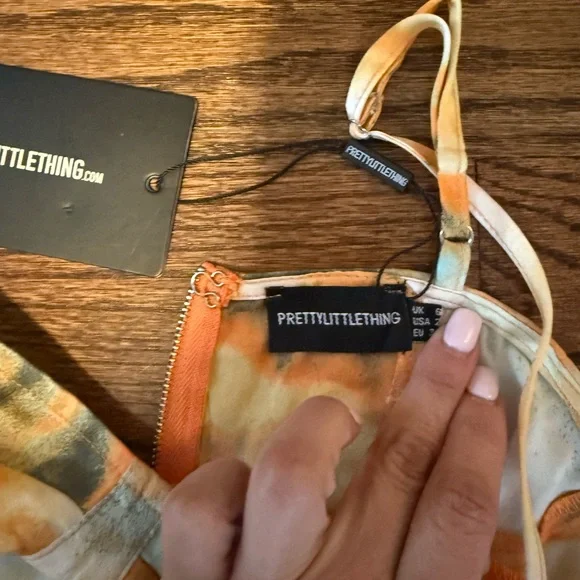 PrettyLittleThing Set - Picture 3 of 6